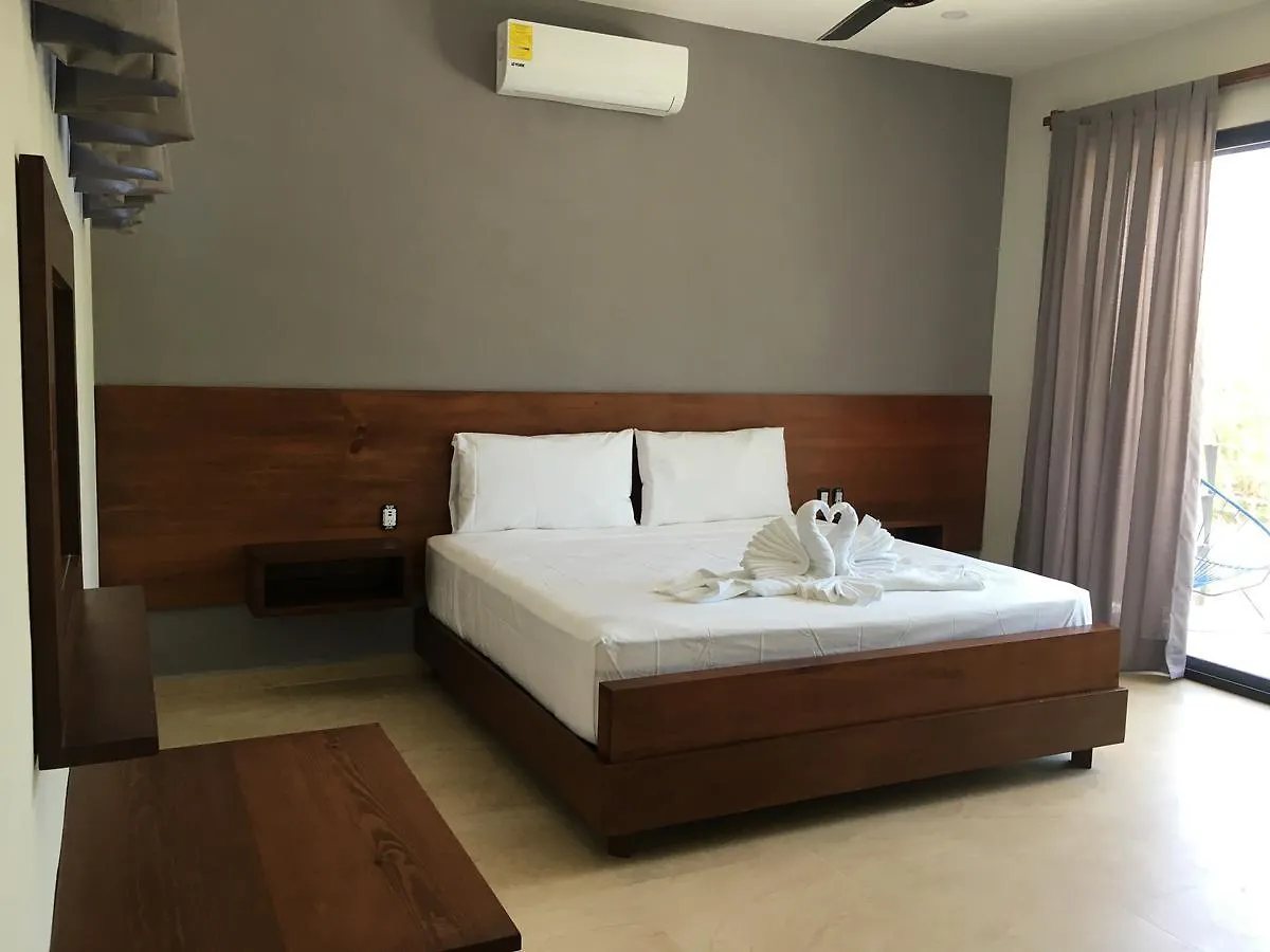 Yaax Kiin Tulum Aparthotel